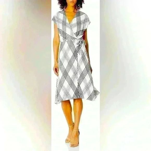 Joie Dresses & Skirts - Joie Women's Bethwyn B Wrap Plaid Pattern Dress Size XS